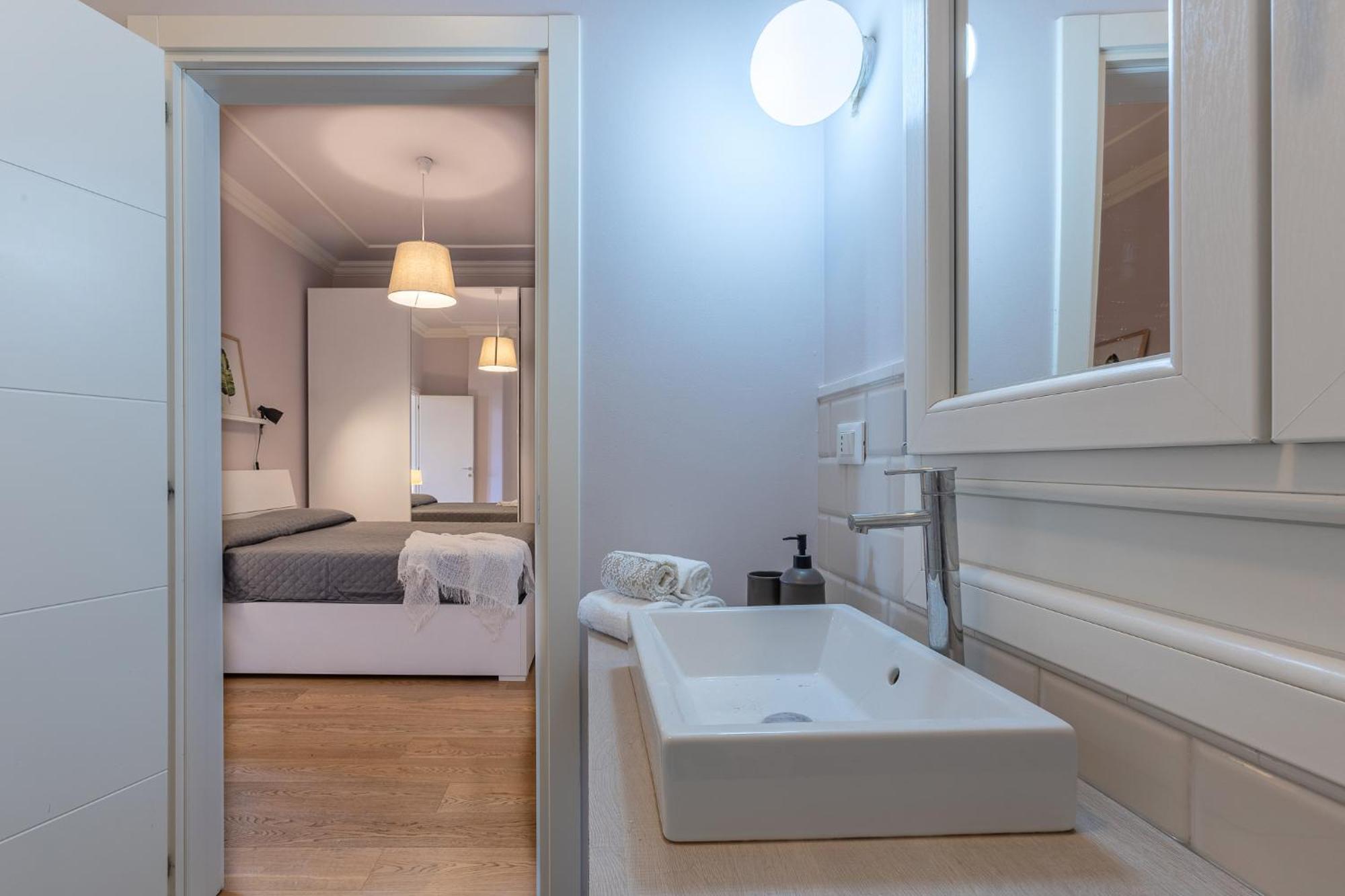 Bolo Stay Central Apartment Болонья Экстерьер фото