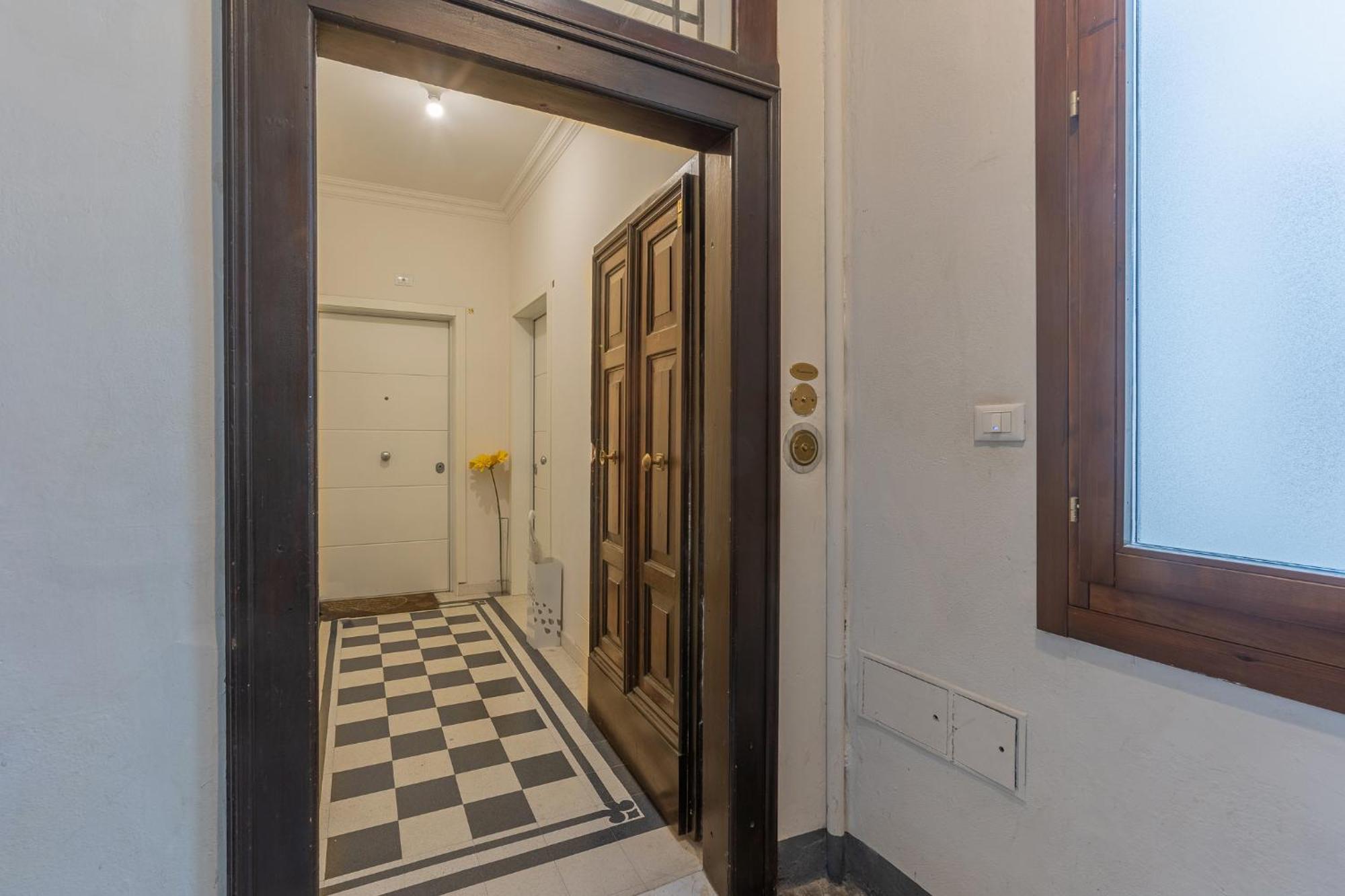Bolo Stay Central Apartment Болонья Экстерьер фото